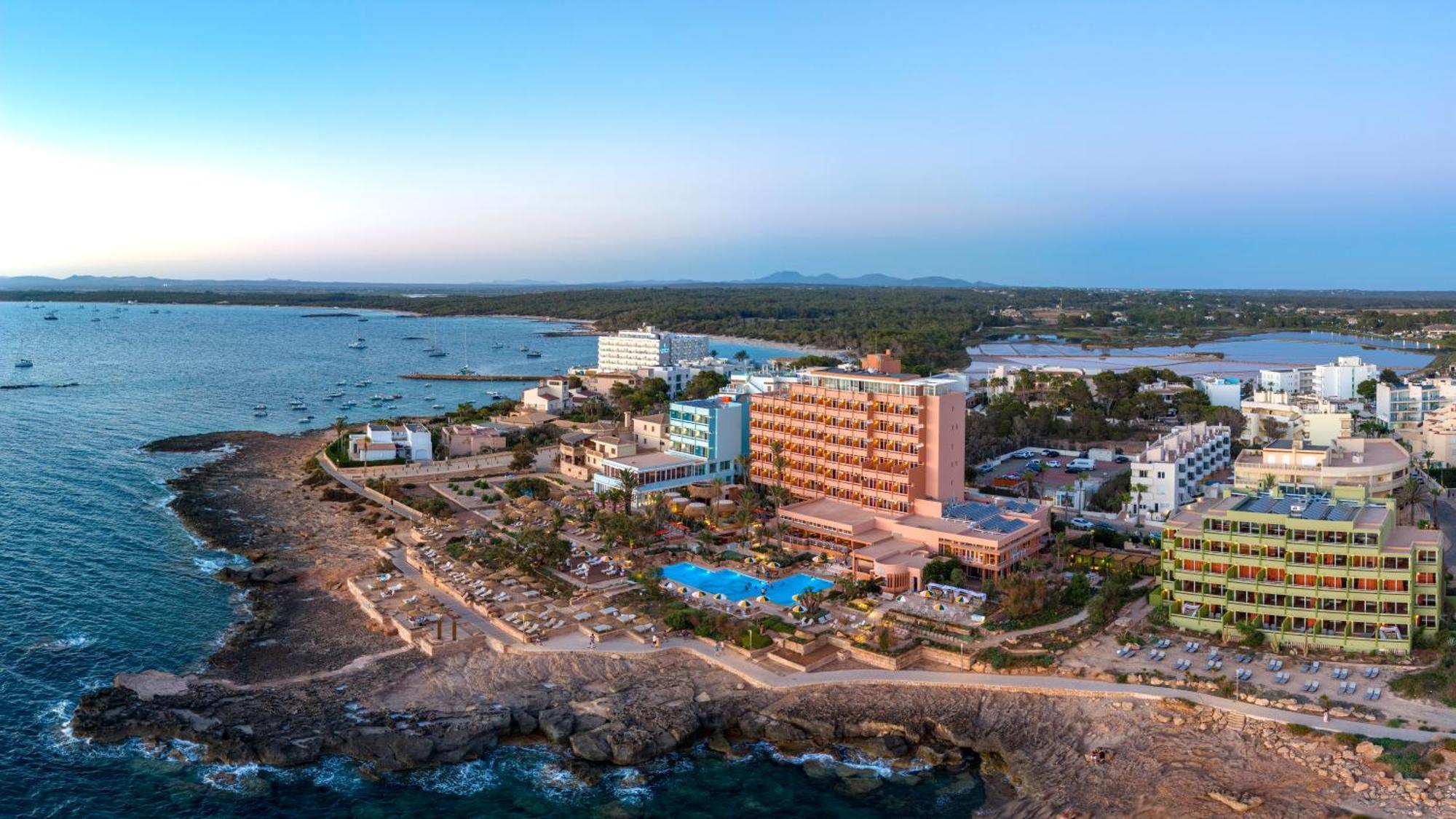 Bikini Island & Mountain Hotel Es Trenc -Adults Only- Colonia de Sant Jordi Extérieur photo